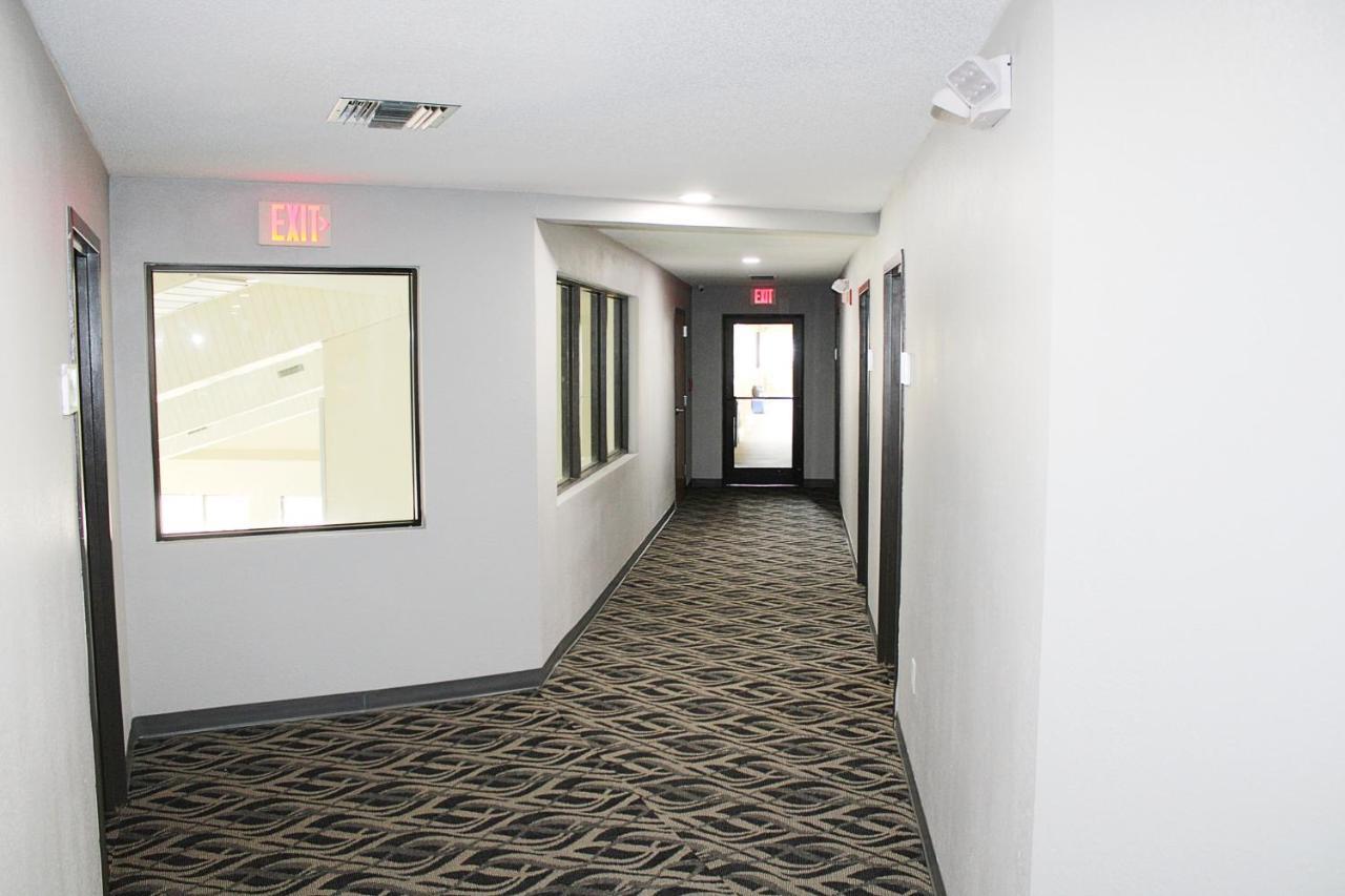 Greenlight Inn & Suites St James Saint James Extérieur photo