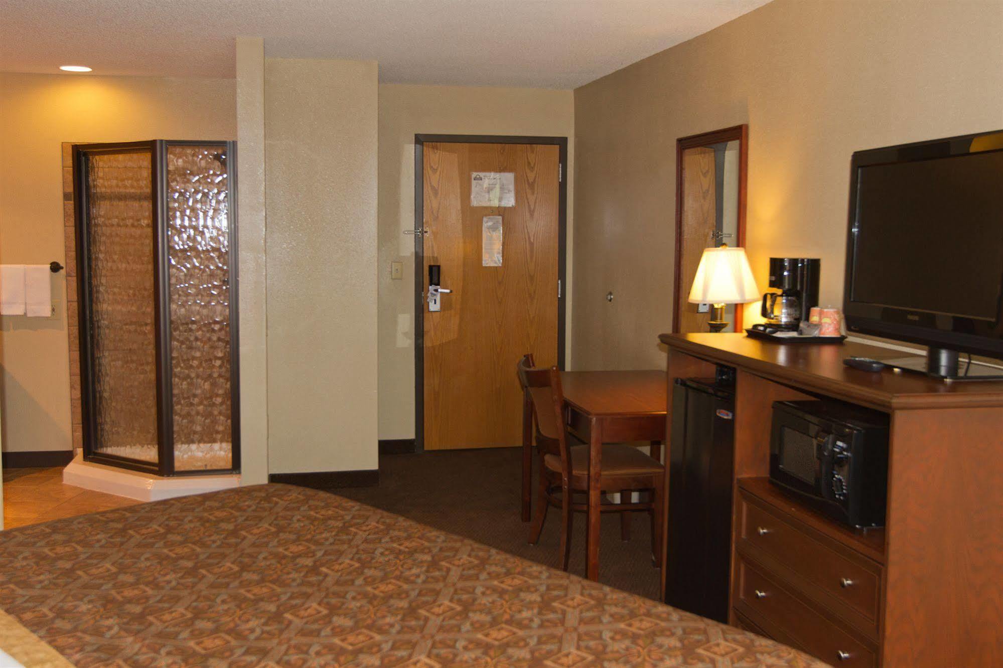 Greenlight Inn & Suites St James Saint James Extérieur photo