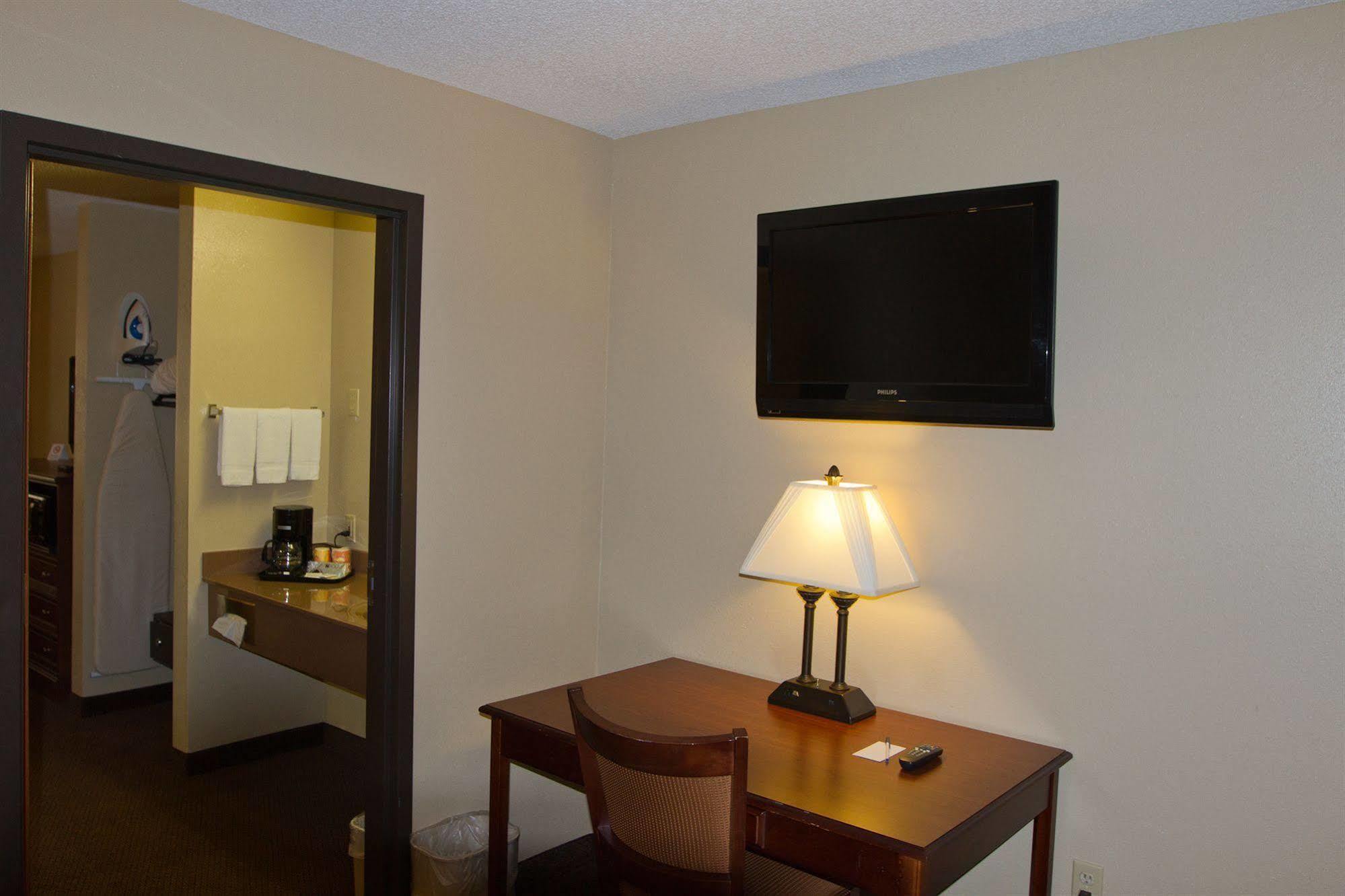Greenlight Inn & Suites St James Saint James Extérieur photo