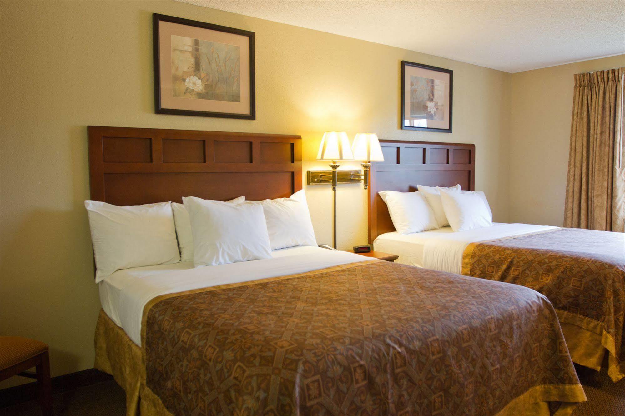 Greenlight Inn & Suites St James Saint James Extérieur photo