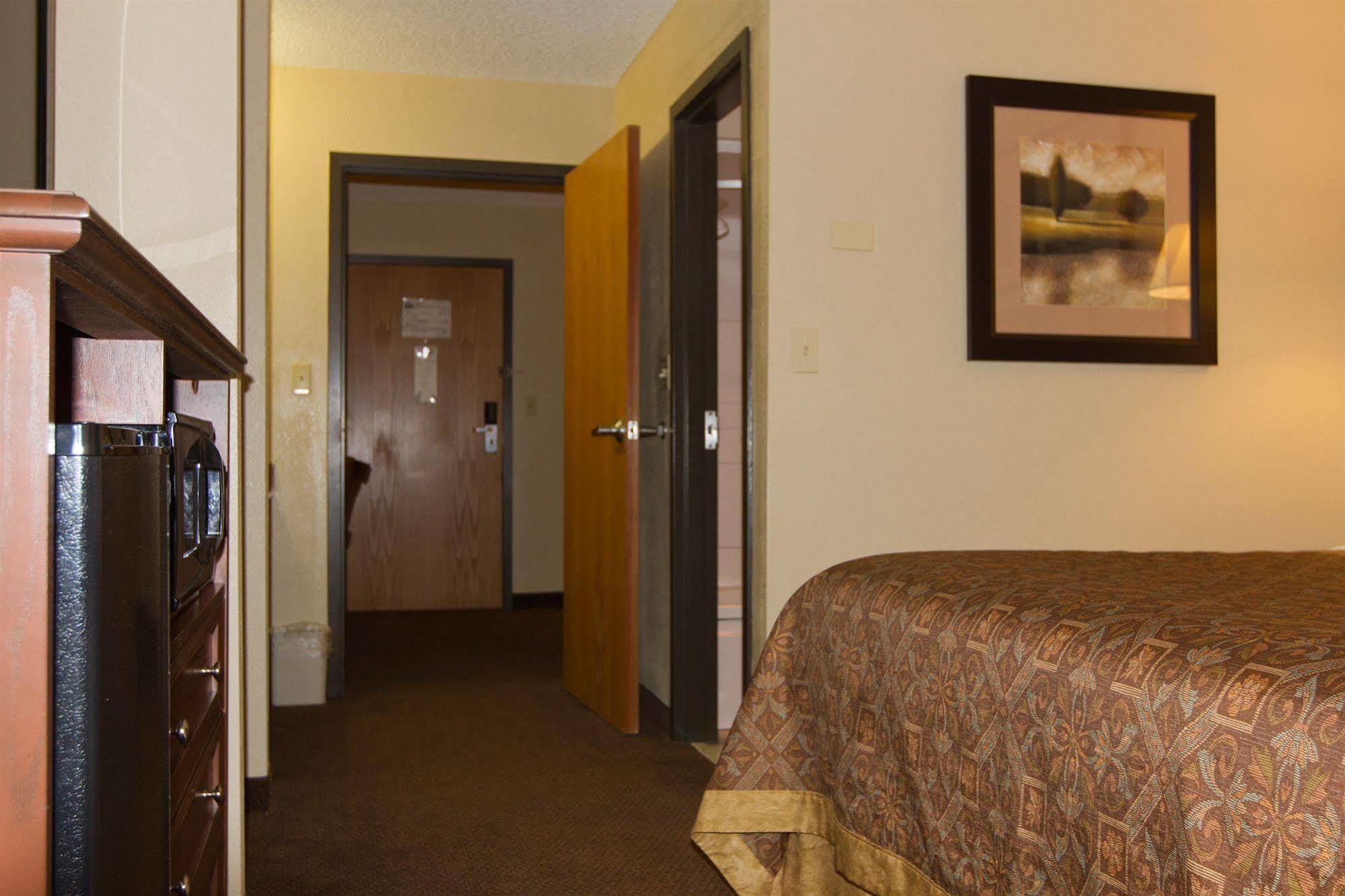 Greenlight Inn & Suites St James Saint James Extérieur photo
