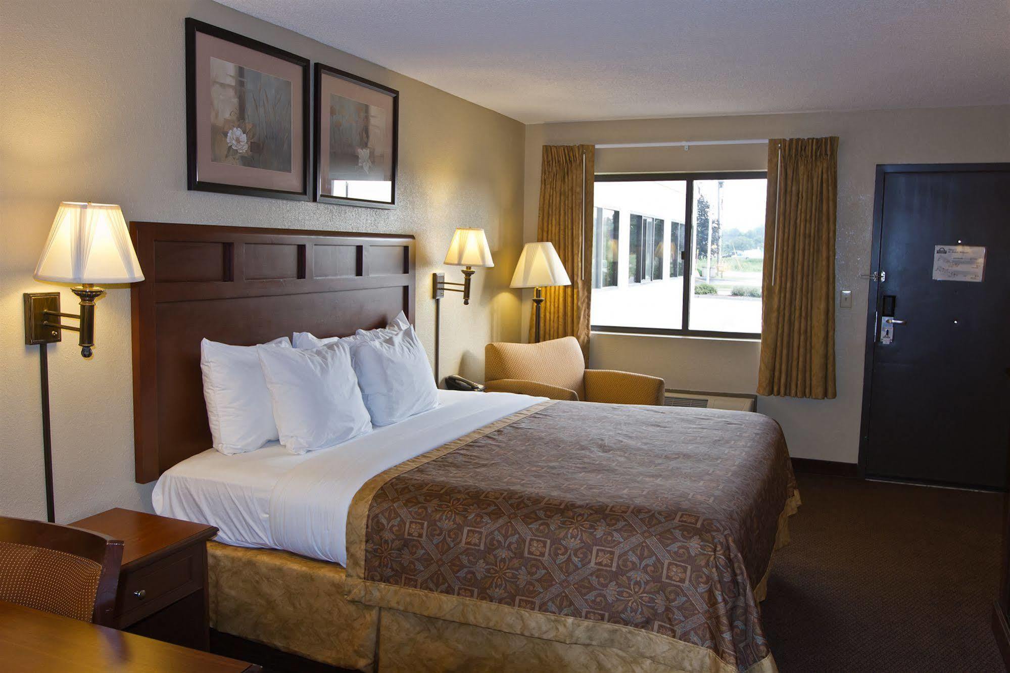 Greenlight Inn & Suites St James Saint James Extérieur photo