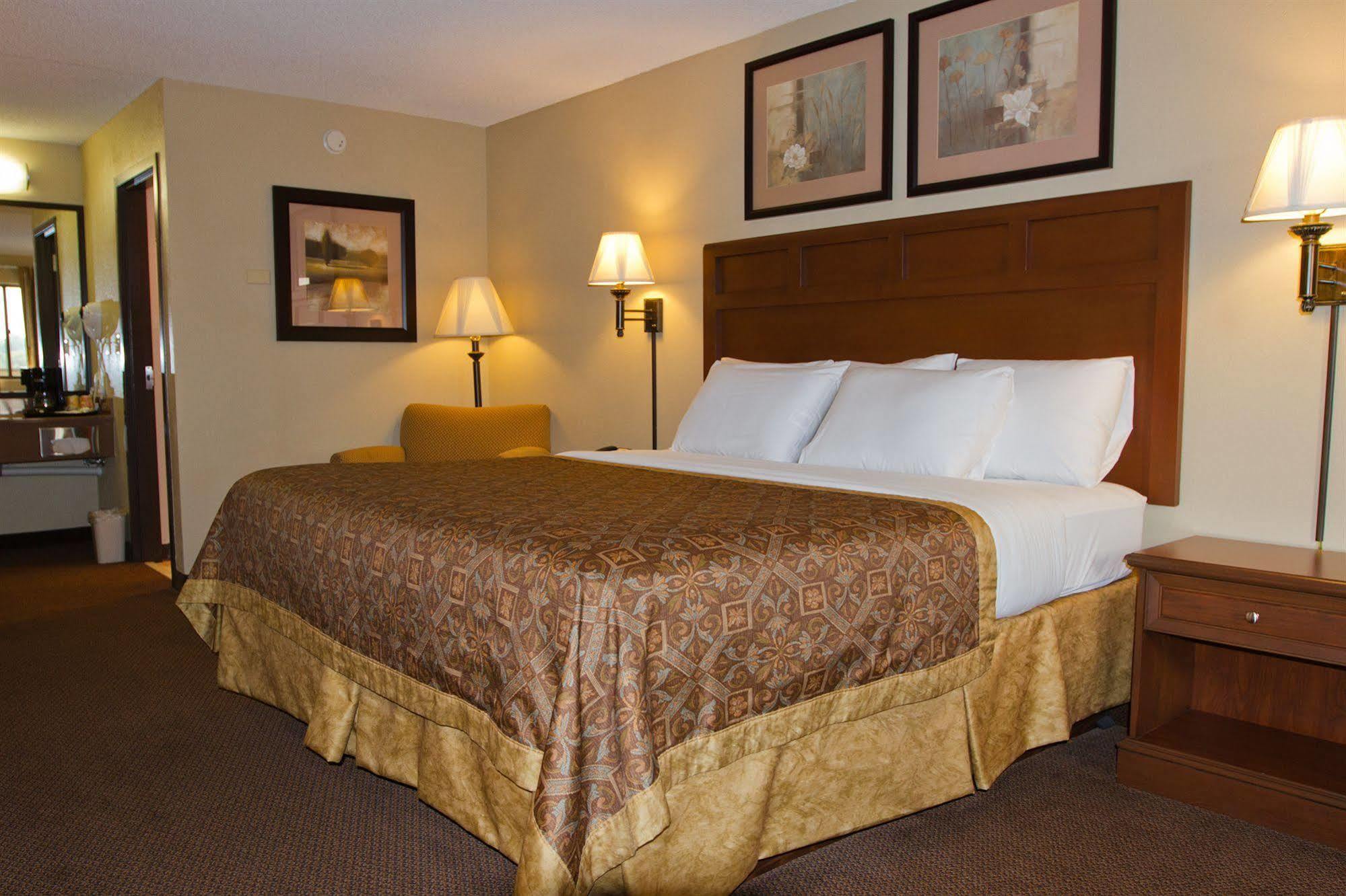Greenlight Inn & Suites St James Saint James Extérieur photo