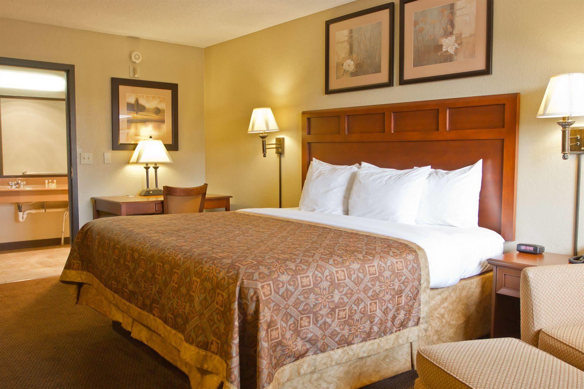 Greenlight Inn & Suites St James Saint James Extérieur photo